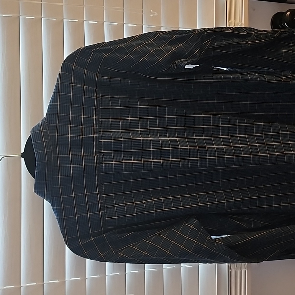 Bugatchi - Picture 2 of 2